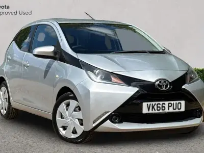Used Toyota Aygo X-play 69 HP (50 kW) 2018 Hatchback