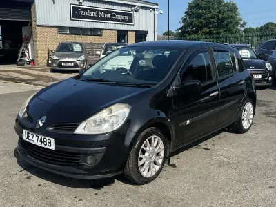 Used Renault Clio II Dynamique 2008 Black Hatchback