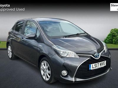 Used Toyota Yaris Hybrid 101 HP (74 kW) 2016 Hatchback