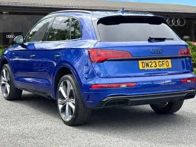 Used Audi Q5 Comfort 265 HP (194 kW) 2023 Blue SUV