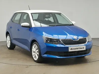 Used Skoda Fabia Colour Edition 90 HP (66 kW) 2016 Blue Hatchback