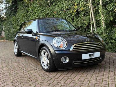 Black Used 2008 Mini Cooper Hatch Hatchback | £5,000 (Expensive)