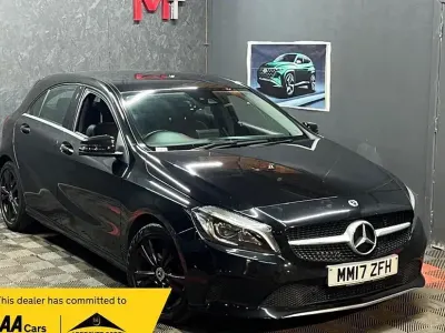 Usado Mercedes A180 Premium 109 HP (80 kW) 2017