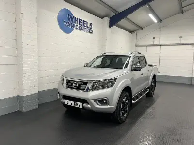 Used Nissan Navara Tekna 190 HP (139 kW) 2021 Silver Pickup