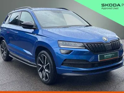 Used Skoda Karoq SportLine 140 HP (102 kW) 2019 Race blue metallic SUV