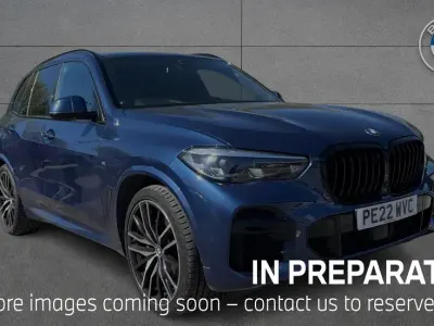 Używany BMW X5 M Sport 282 KM (207 kW) 2022 Niebieski SUV