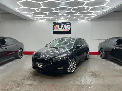 Used Ford Focus Zetec 125 HP (91 kW) 2015 Black Hatchback
