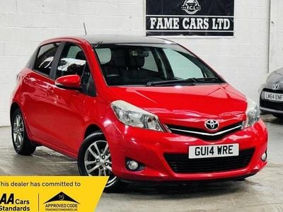 Used Toyota Yaris Multidrive S 99 HP (72 kW) 2014 Red Hatchback