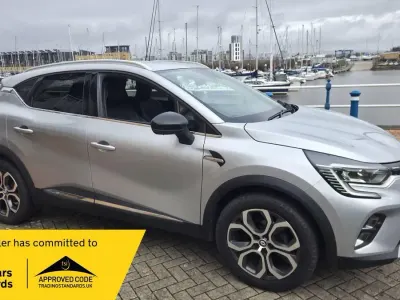 Used Renault Captur Techno 91 HP (66 kW) 2022 Grey SUV