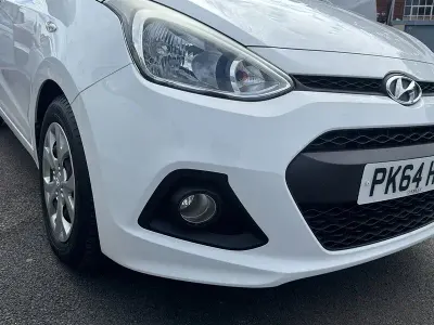 Used Hyundai i10 SE 66 HP (48 kW) 2014 White Hatchback