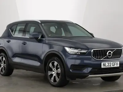 Used Volvo XC40 Inscription 161 HP (118 kW) 2022 Blue SUV