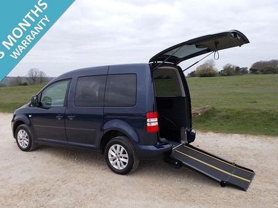 Begagnad VW Caddy Maxi Life 2014 Minibuss