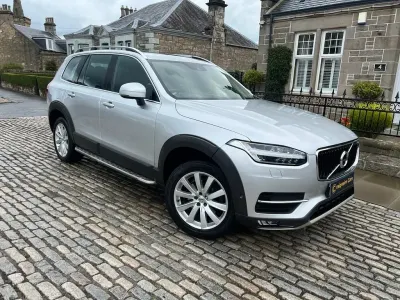 Usado Volvo XC90 Momentum 225 HP (165 kW) 2016 Prateado SUV