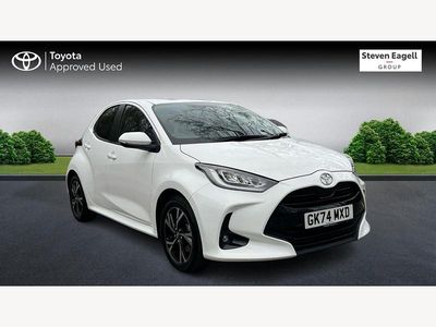 Used Toyota Yaris Hybrid Design 2024 White Hatchback