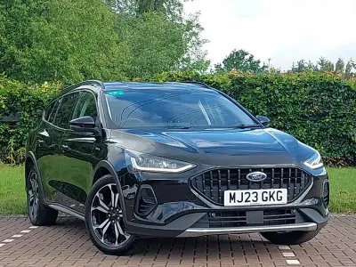 Used Ford Focus Active X 155 HP (114 kW) 2023 Black Estate