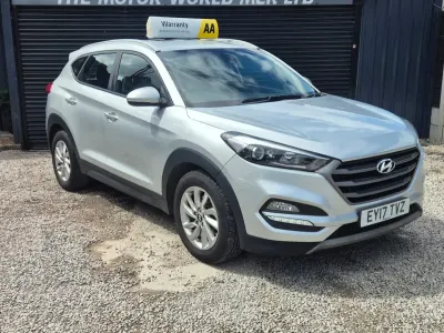 Used Hyundai Tucson SE 141 HP (103 kW) 2017 Silver SUV