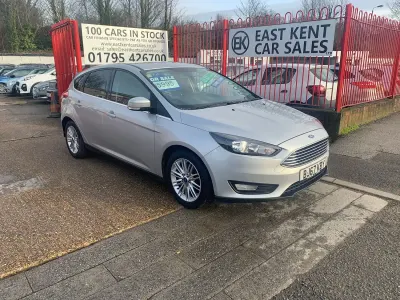 Used Ford Focus Zetec 120 HP (88 kW) 2017 Silver Hatchback