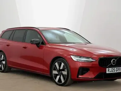 Used Volvo V60 Ultra 449 HP (330 kW) 2025 Red Estate