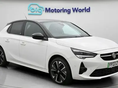 Used Vauxhall Corsa-e Ultimate 100 kW (136 HP) 2023 White Hatchback