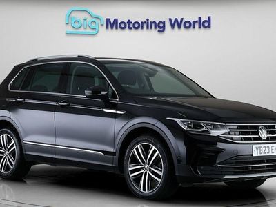 Usado VW Tiguan Elegance 150 HP (110 kW) 2023 Preto SUV