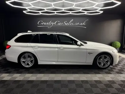 Begagnad BMW 520 M Sport 190 HK (139 kW) 2016 Vit Kombi