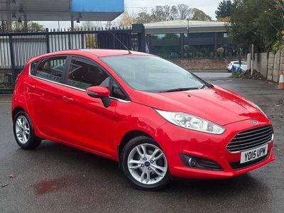 Red Used 2015 Ford Fiesta Zetec Hatchback | £5,195 (Fair price)