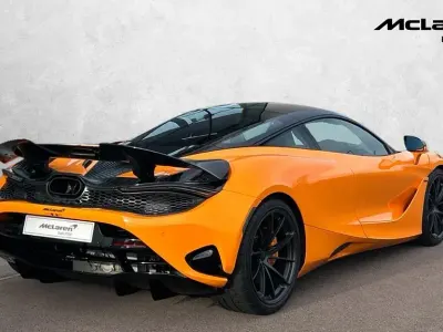 Used McLaren 750S 750 HP (551 kW) 2024 Orange Coupe