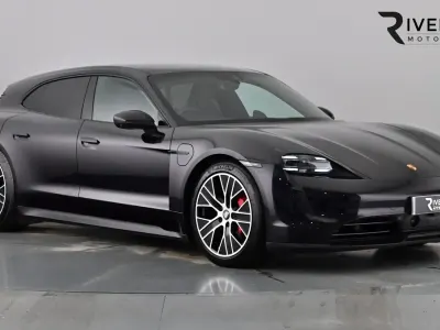 Used Porsche Taycan Performance Package 419 kW (571 HP) 2022 Jet black Estate