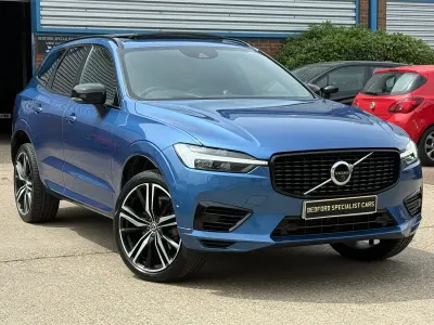 Usado Volvo XC60 R-Design Pro 2021 Azul SUV