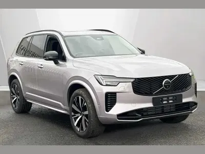Usado Volvo XC90 Plus 455 HP (334 kW) 2025 Prateado SUV