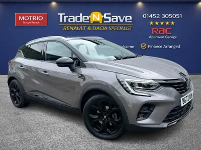 Begagnad Renault Captur Rive Gauche 143 HK (105 kW) 2022 Grå SUV
