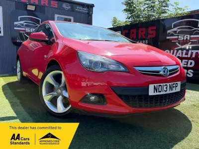 Used Vauxhall Astra GTC SRi 140 HP (102 kW) 2013 Red Hatchback