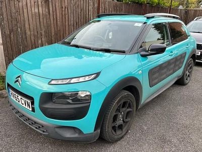 Used Citroën C4 Cactus Feel 82 HP (60 kW) 2015 Blue Hatchback
