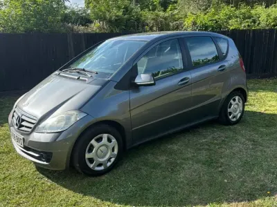 Begagnad Mercedes A160 Classic 2008 Grå Halvkombi
