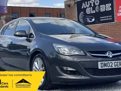 Used Vauxhall Astra Elite 165 HP (121 kW) 2013 Grey Hatchback