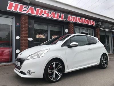 Used Peugeot 208 GTi 200 HP (147 kW) 2015 White Hatchback