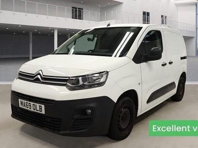 Used Citroën Berlingo 75 HP (55 kW) 2019 White MPV