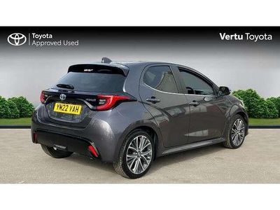 Used Toyota Yaris Hybrid 116 HP (85 kW) 2022 Grey Hatchback