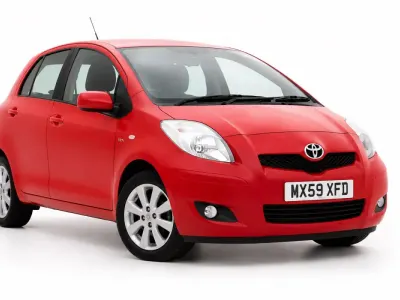 Usado Toyota Yaris 2009 Vermelho Citadino