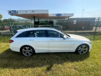 Käytetty Mercedes C350