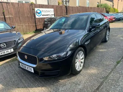 Käytetty Jaguar XE