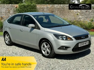 Used Ford Focus Zetec 99 HP (72 kW) 2009 Silver Hatchback