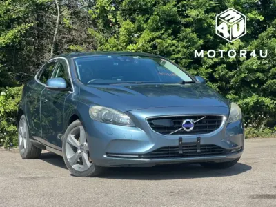 Used Volvo V40 2013 Blue Hatchback