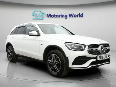 Used Mercedes GLC300 AMG line 2021 White Estate