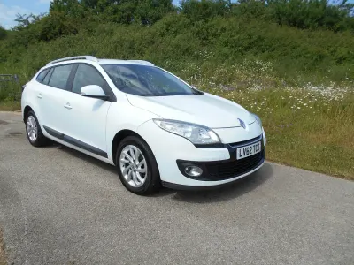 Used Renault Mégane GrandTour Expression+ 2012 White Estate