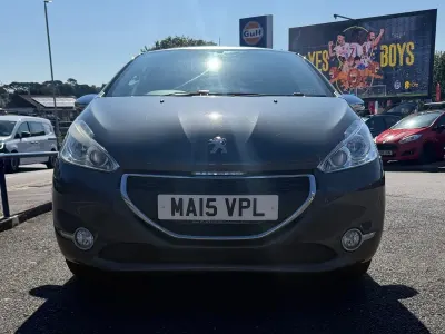 Used Peugeot 208 Style 82 HP (60 kW) 2015 Grey Hatchback