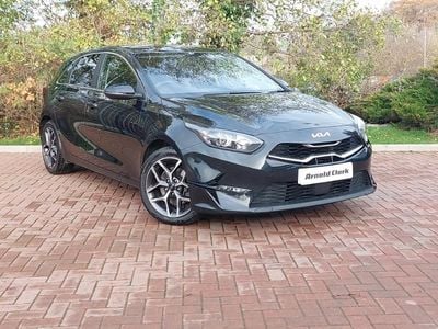 Black Used 2022 Kia Ceed Hatchback | £16,298 (Fair price)