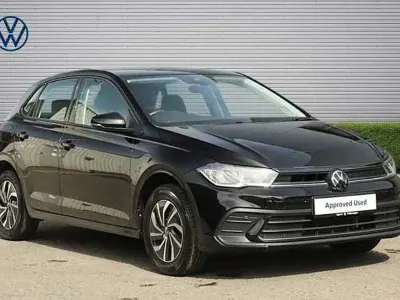 Used VW Polo Life 95 HP (69 kW) 2024 Black Hatchback