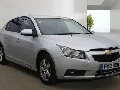Used Chevrolet Cruze LT 124 HP (91 kW) 2012 Silver Hatchback