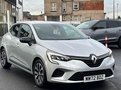 Metallic mercury Used 2022 Renault Clio V Evolution Hatchback | £12,833 (Fair price)